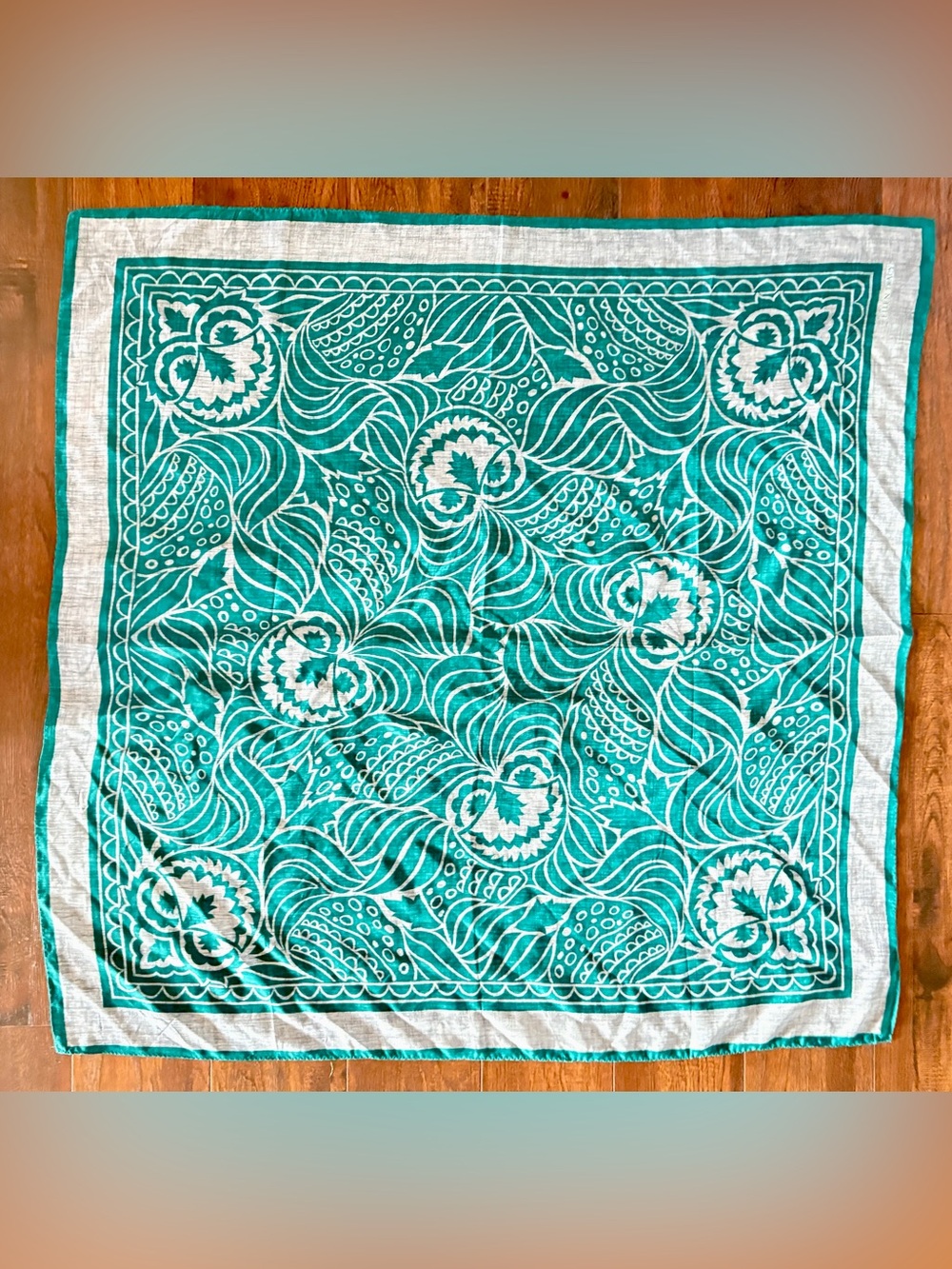 Silk scarf 34 x 34